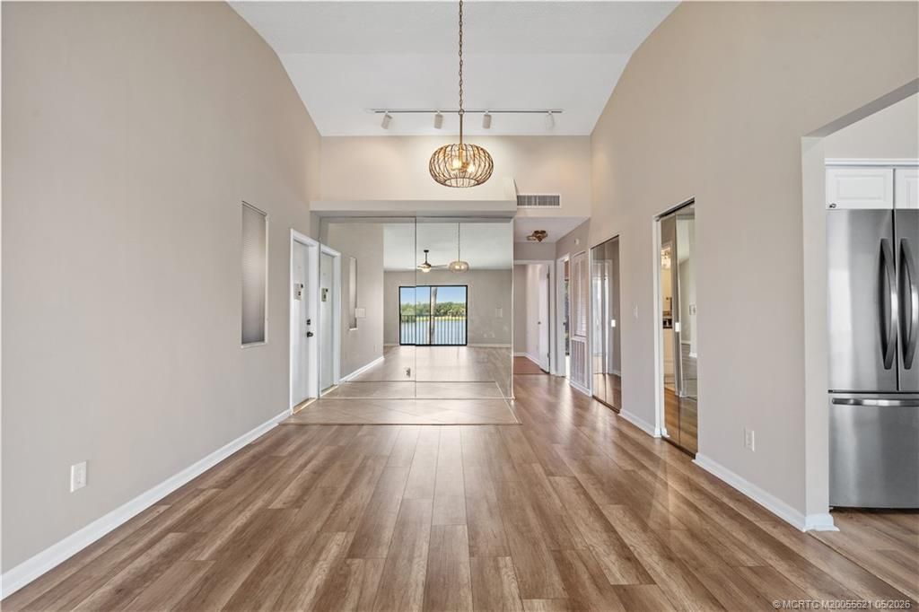 3206 S Lakeview Circle, Unit 1203, Fort Pierce, FL 34949 Photo