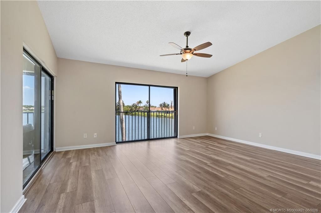 3206 S Lakeview Circle, Unit 1203, Fort Pierce, FL 34949 Photo