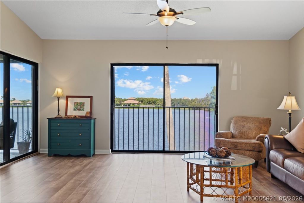 3206 S Lakeview Circle, Unit 1203, Fort Pierce, FL 34949 Photo