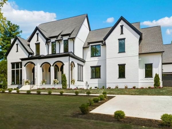 1110 Lipscomb Dr , Brentwood, TN 37027
