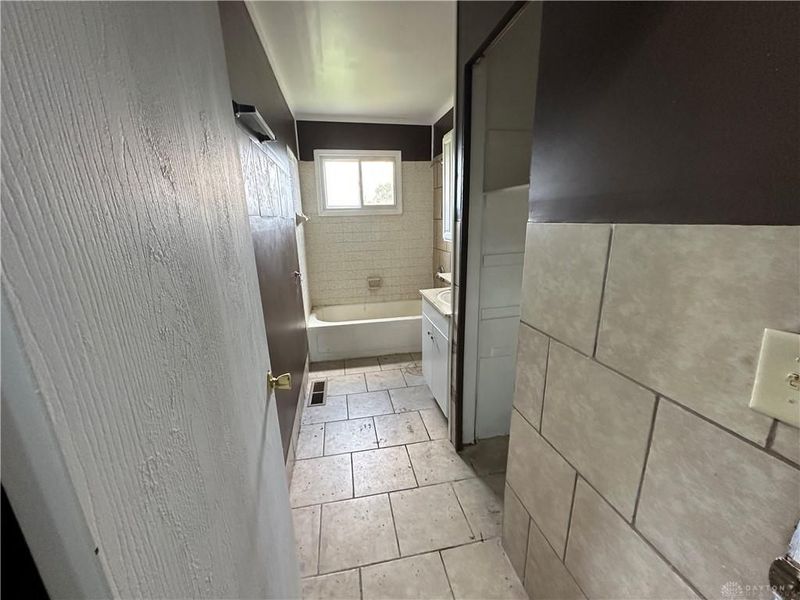 4964 Marburn Avenue, Trotwood, OH 45417 Photo 34