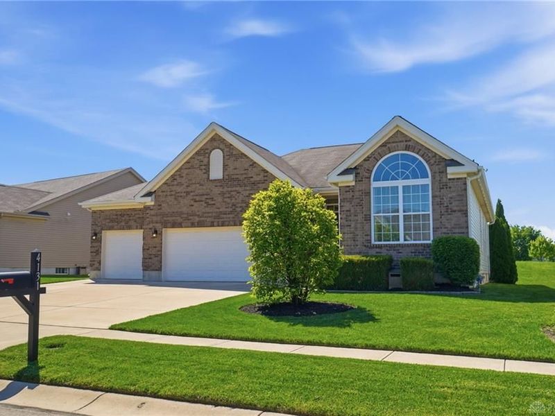 4131 Spicebush Drive, Tipp City, OH 45371 Photo 1