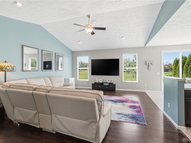 4131 Spicebush Drive, Tipp City, OH 45371 Photo 14