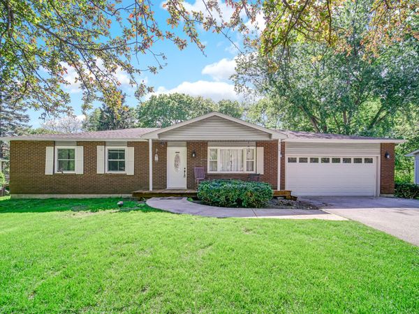 104 Poplar Road , Yorkville, IL 60560