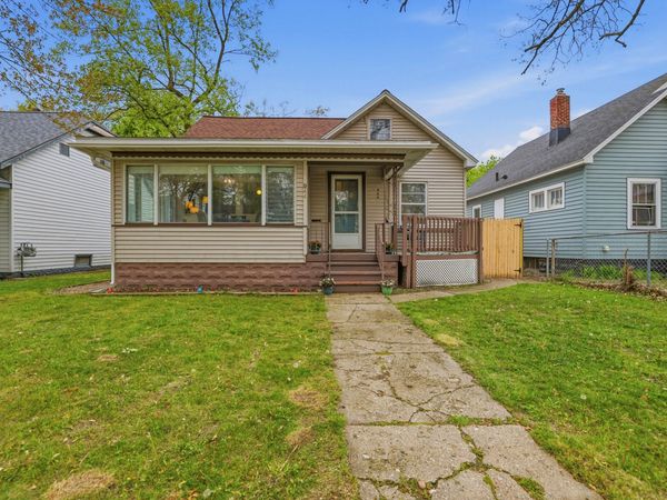 944 E Isabella Avenue, Muskegon, MI 49442