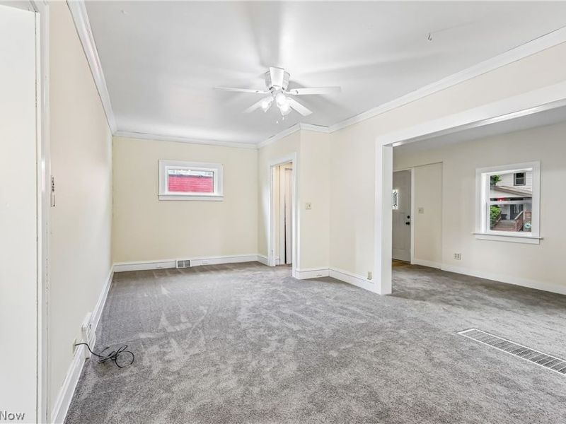 2033 Tate Avenue, Cleveland, OH 44109 Photo 10