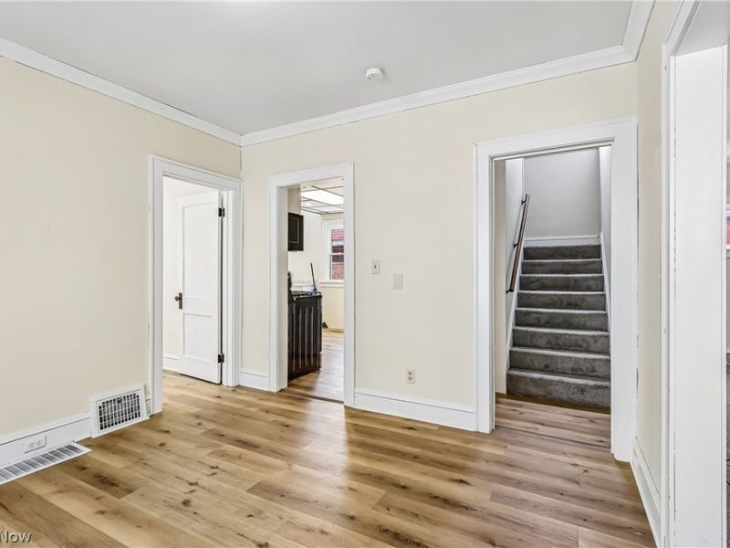 2033 Tate Avenue, Cleveland, OH 44109 Photo 13