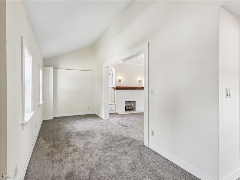 2033 Tate Avenue, Cleveland, OH 44109 Photo 6