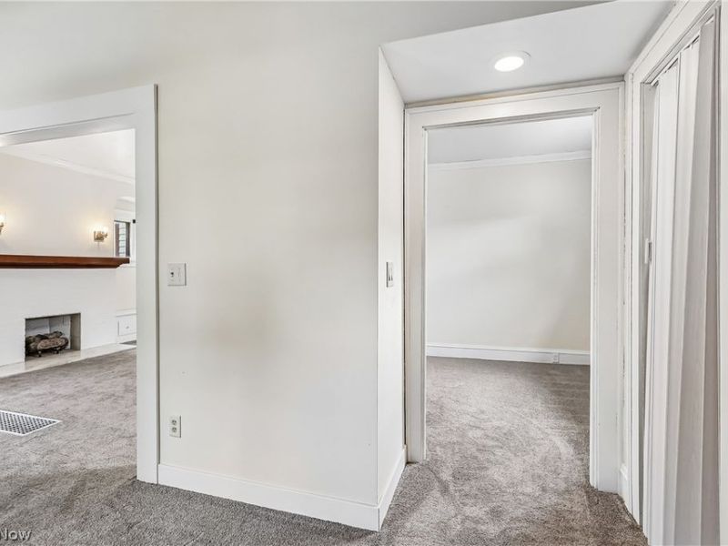 2033 Tate Avenue, Cleveland, OH 44109 Photo 7