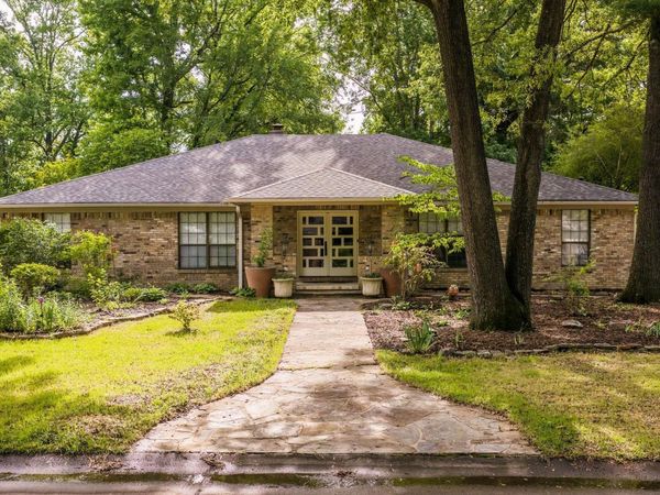 4 Ironwood Drive , Conway, AR 72034