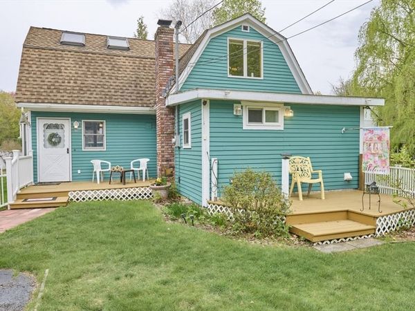 35 Broad St, Billerica, MA 01821