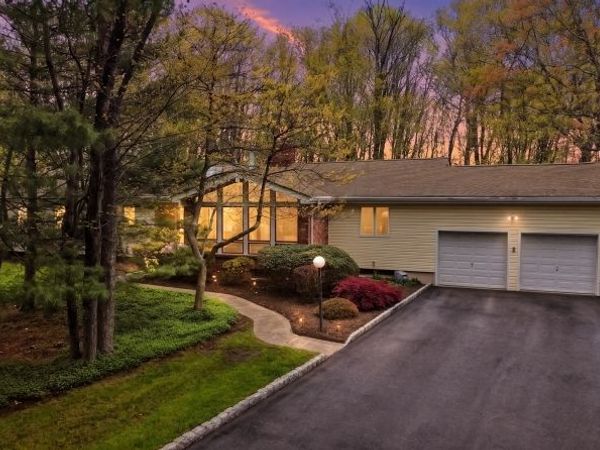 241 Hillside Avenue, Roxbury, NJ 07836