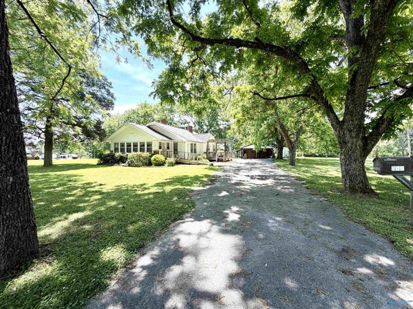 105 Rollingview Street, Gadsden, AL 35903