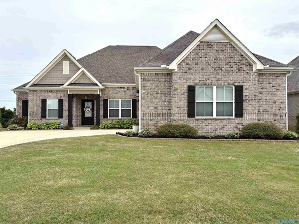 106 Shangrila Way, Meridianville, AL 35759