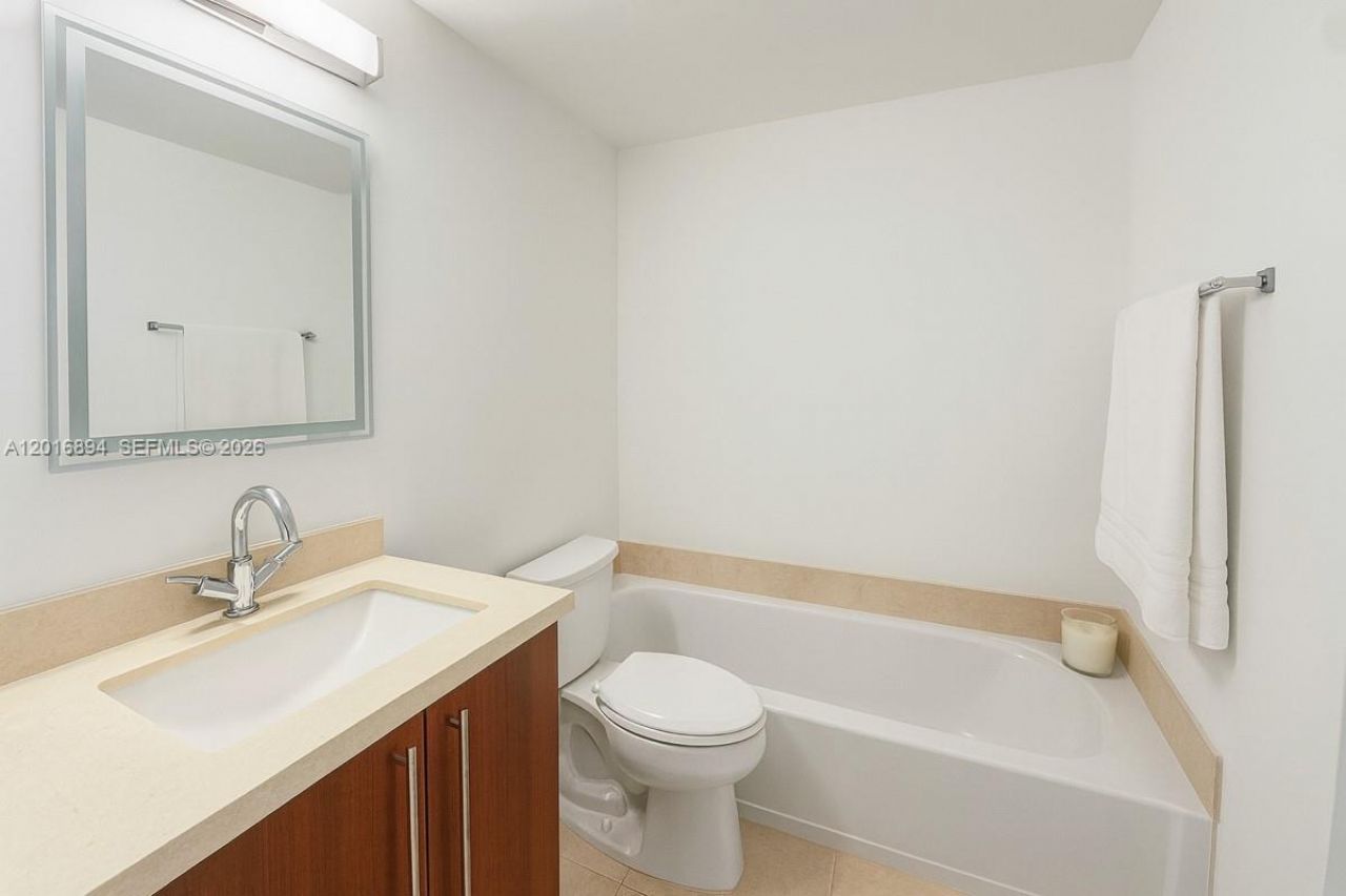 79 SW 12th St , Unit 2809-S, Miami, FL 33130 Photo
