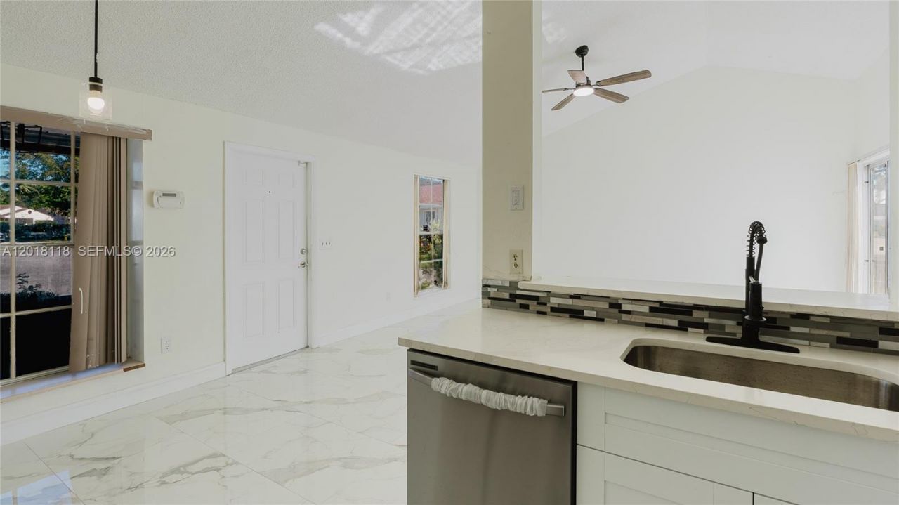 1792 SW 84th Ave, Miramar, FL 33025 Photo