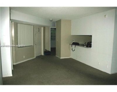365 SW 86th Ave , Unit 203, Pembroke Pines, FL 33025 Photo