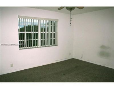 365 SW 86th Ave , Unit 203, Pembroke Pines, FL 33025 Photo