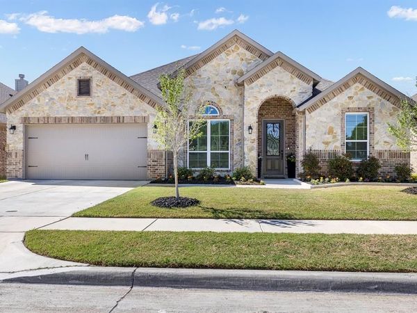 1652 Spur Ledge Court , Weatherford, TX 76087