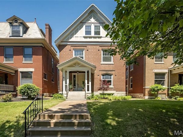 6179 Kingsbury Avenue, St Louis, MO 63112