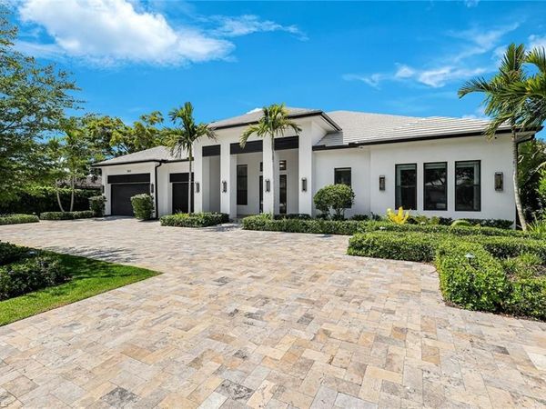 760 Park Shore DR , NAPLES, FL 34103