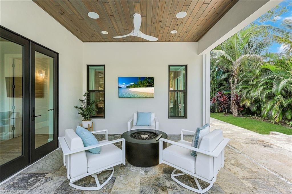 760 Park Shore Dr , Naples, FL 34103 Photo