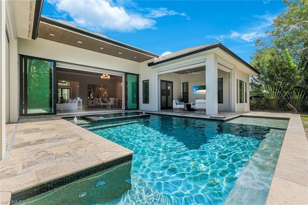 760 Park Shore Dr , Naples, FL 34103 Photo