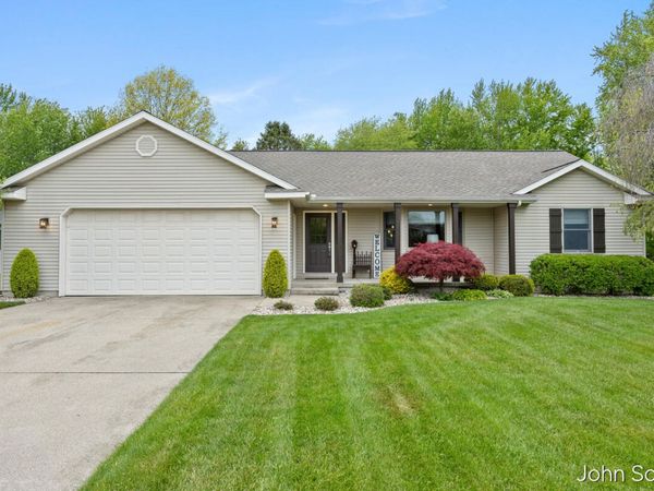 11575 Brookland Drive, Allendale, MI 49401