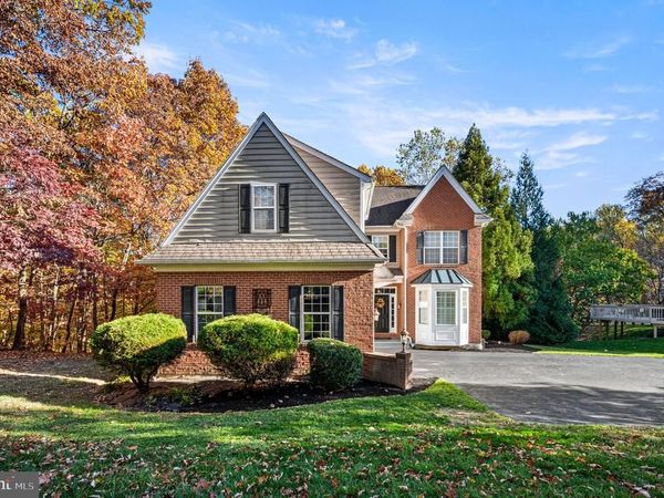 12 BROAD LEAF TRAIL, MALVERN, PA 19355