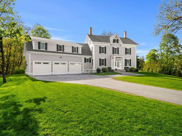 275 S Main St, Andover, MA 01810