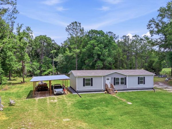9367 254TH TERRACE, OBrien, FL 32071