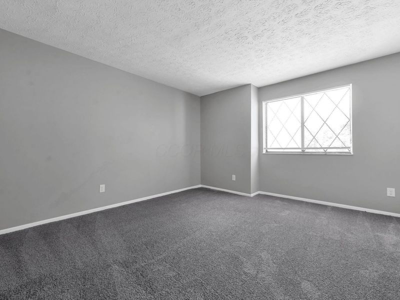 3083 Highcliff Court , Columbus, OH 43231 Photo 10