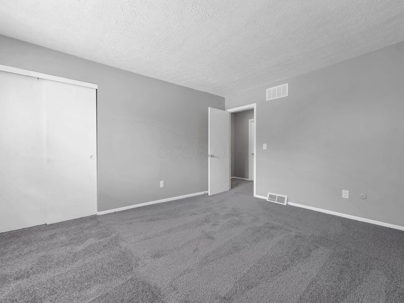 3083 Highcliff Court , Columbus, OH 43231 Photo 11