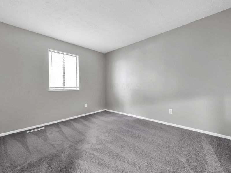 3083 Highcliff Court , Columbus, OH 43231 Photo 12