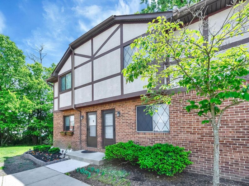 3083 Highcliff Court , Columbus, OH 43231 Photo 27