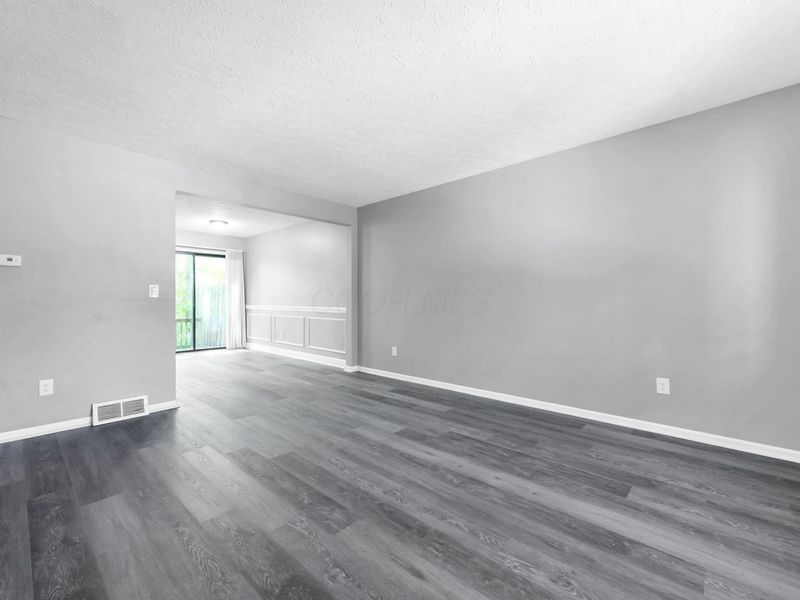 3083 Highcliff Court , Columbus, OH 43231 Photo 3
