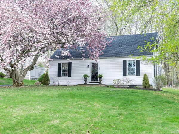 22 Haight Avenue , Millbrook, NY 12545