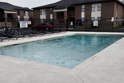 2005 Greens Blvd.  photo 4
