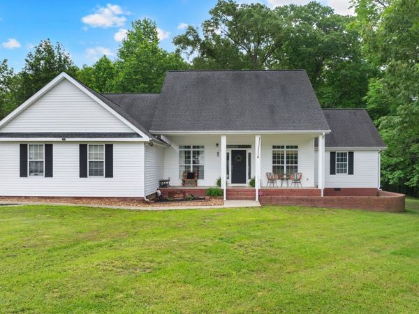71 Larkspur Ct , Tullahoma, TN 37388