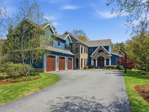 21 Fletcher Road, Bedford, MA 01730