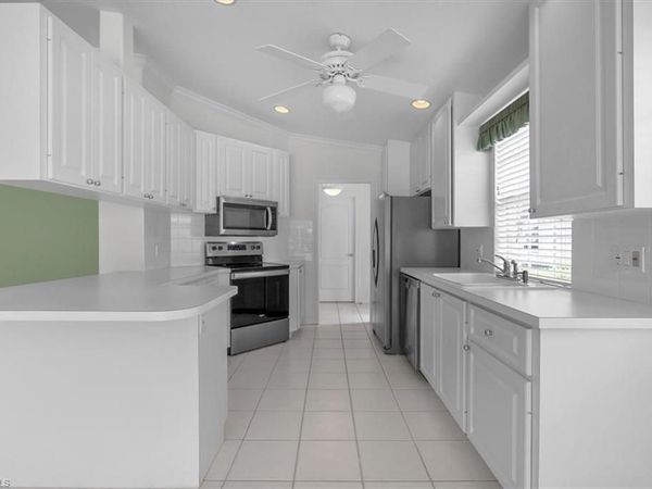 4155 Los Altos CT, NAPLES, FL 34109