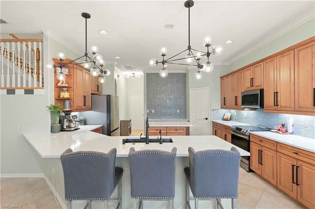 8503 Laurel Lakes Cv , Naples, FL 34119 Photo