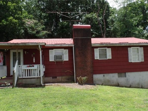 150 Beauty Street, Elkin, NC 28621
