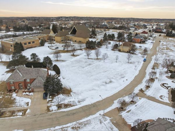 13210 Georgetown Drive , Orland Park, IL 60462