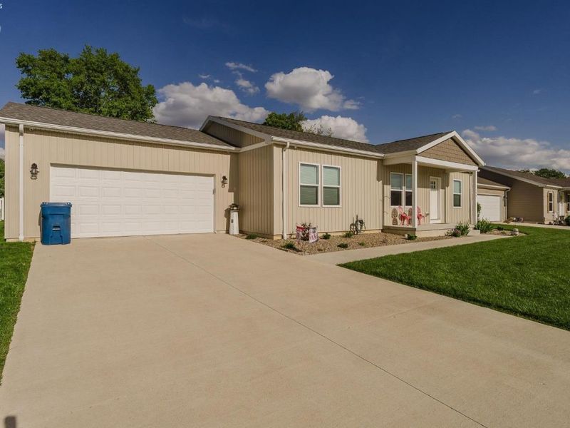 299 Caleb Drive, Fremont, OH 43420 Photo 3