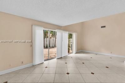 1395 Cottonwood Cir, Unit 1395, Weston, FL 33326 Photo