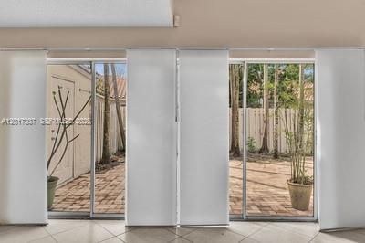 1395 Cottonwood Cir, Unit 1395, Weston, FL 33326 Photo