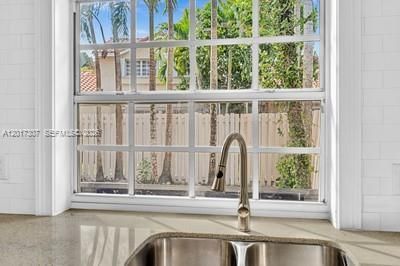 1395 Cottonwood Cir, Unit 1395, Weston, FL 33326 Photo