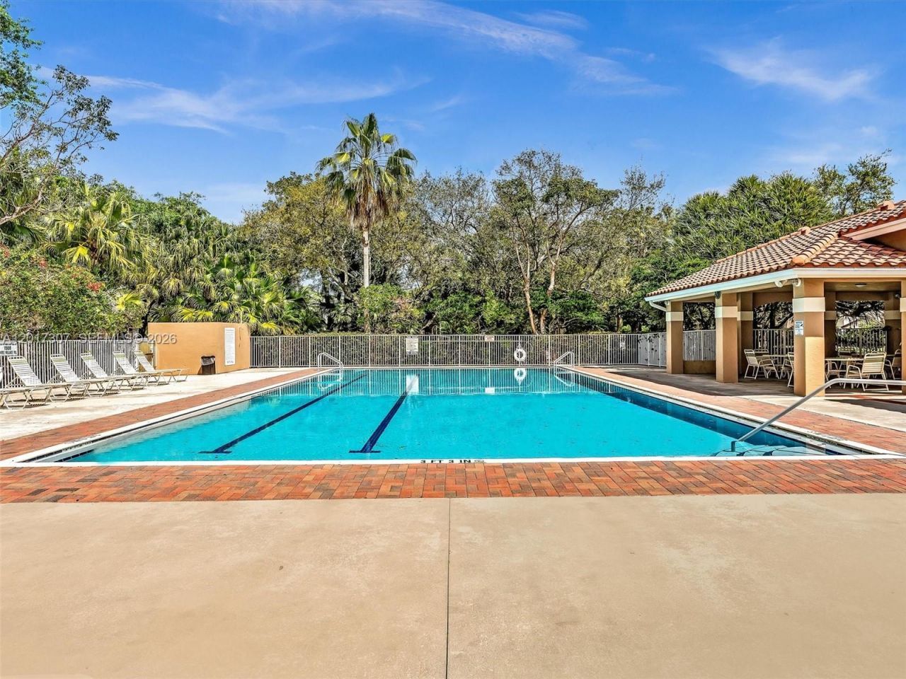 1395 Cottonwood Cir, Unit 1395, Weston, FL 33326 Photo