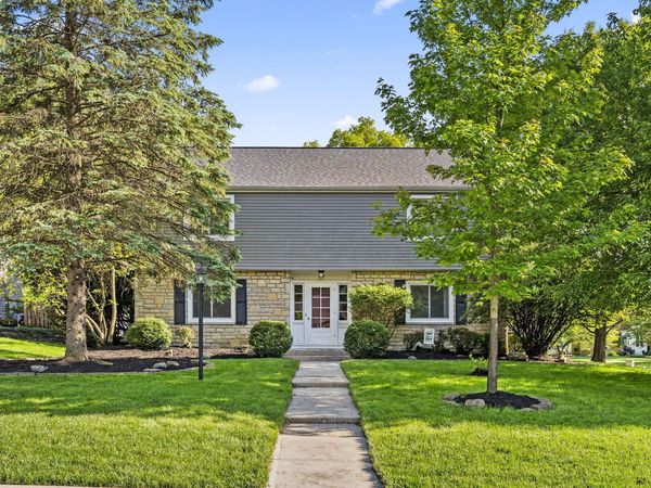 187 W Riverglen Drive , Columbus, OH 43085